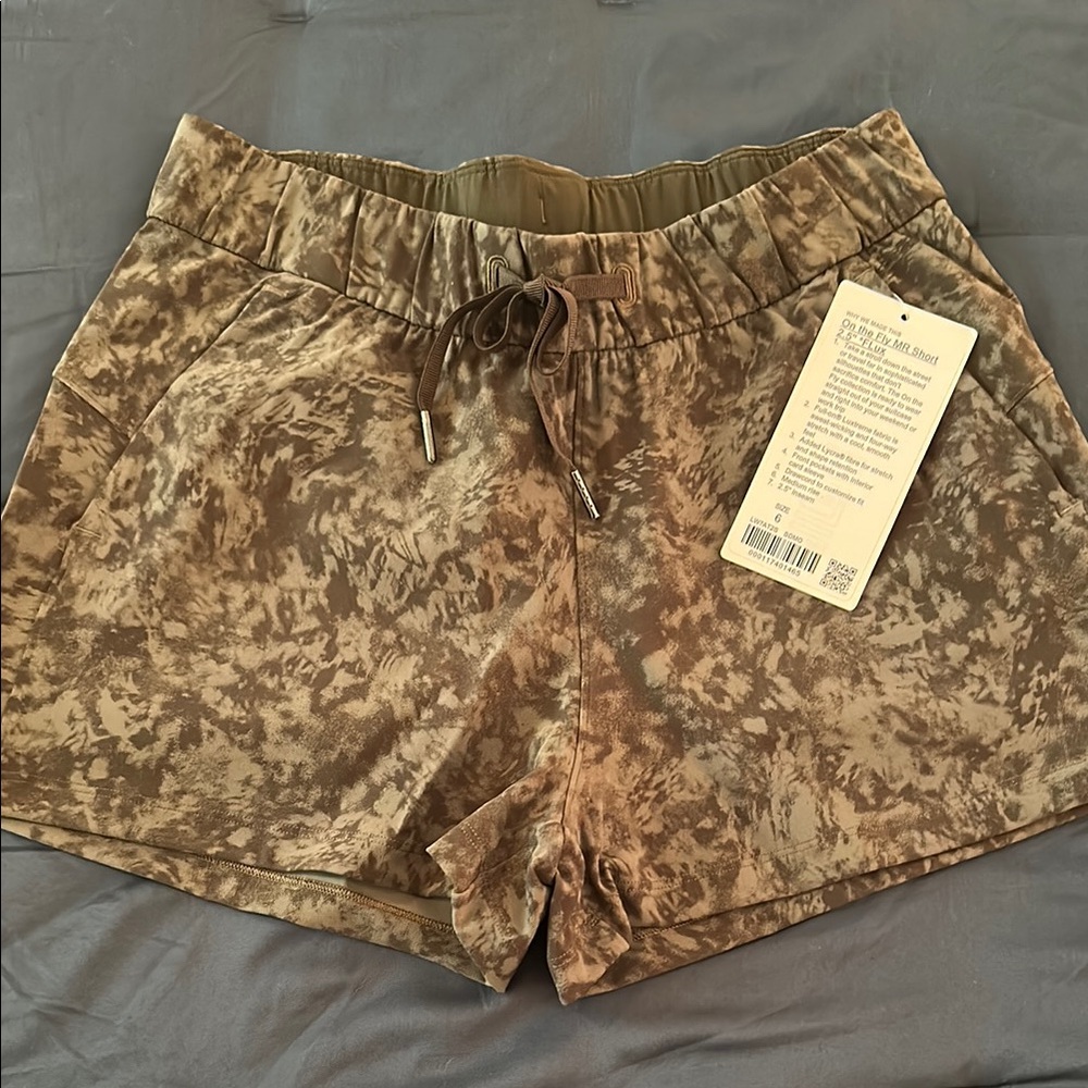 On the fly 2.5” inseam shorts